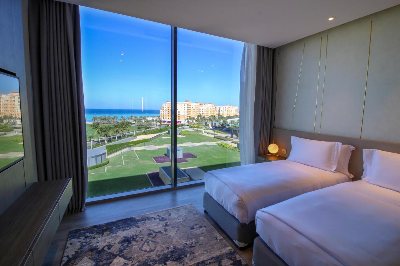 Views Hotel & Residences - Emaar King Abdullah Economic City Экстерьер фото